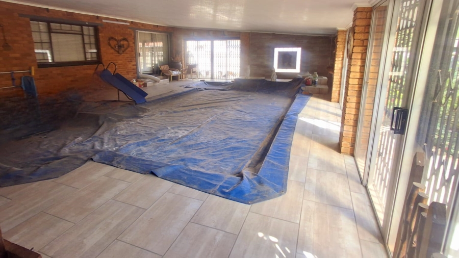 5 Bedroom Property for Sale in Vaalpark Free State